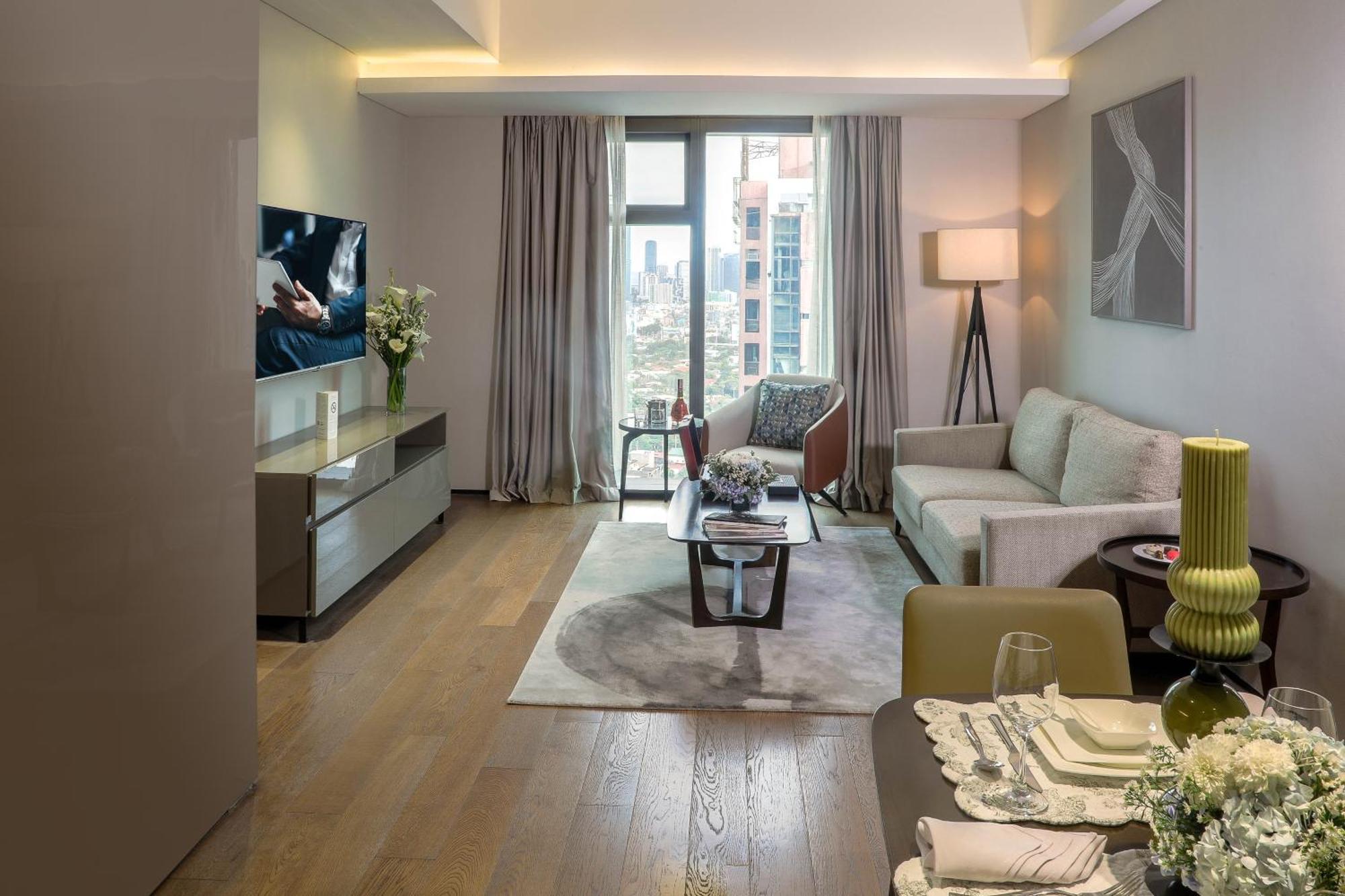 Отель Oakwood Makati Avenue Макати Экстерьер фото